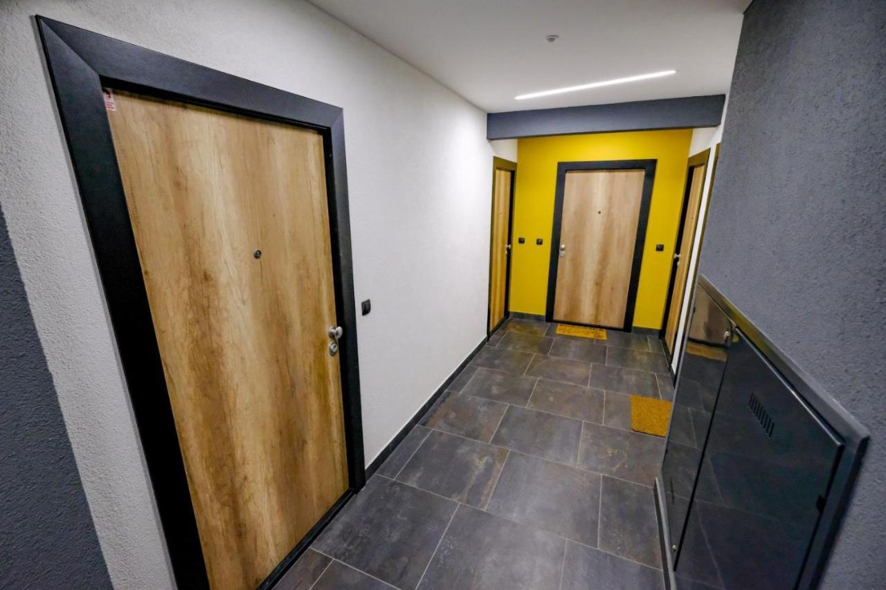 Delux Apartmani Bulevar 塞拉耶佛 外观 照片