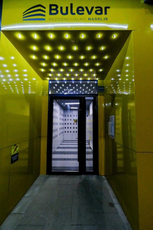 Delux Apartmani Bulevar 塞拉耶佛 外观 照片