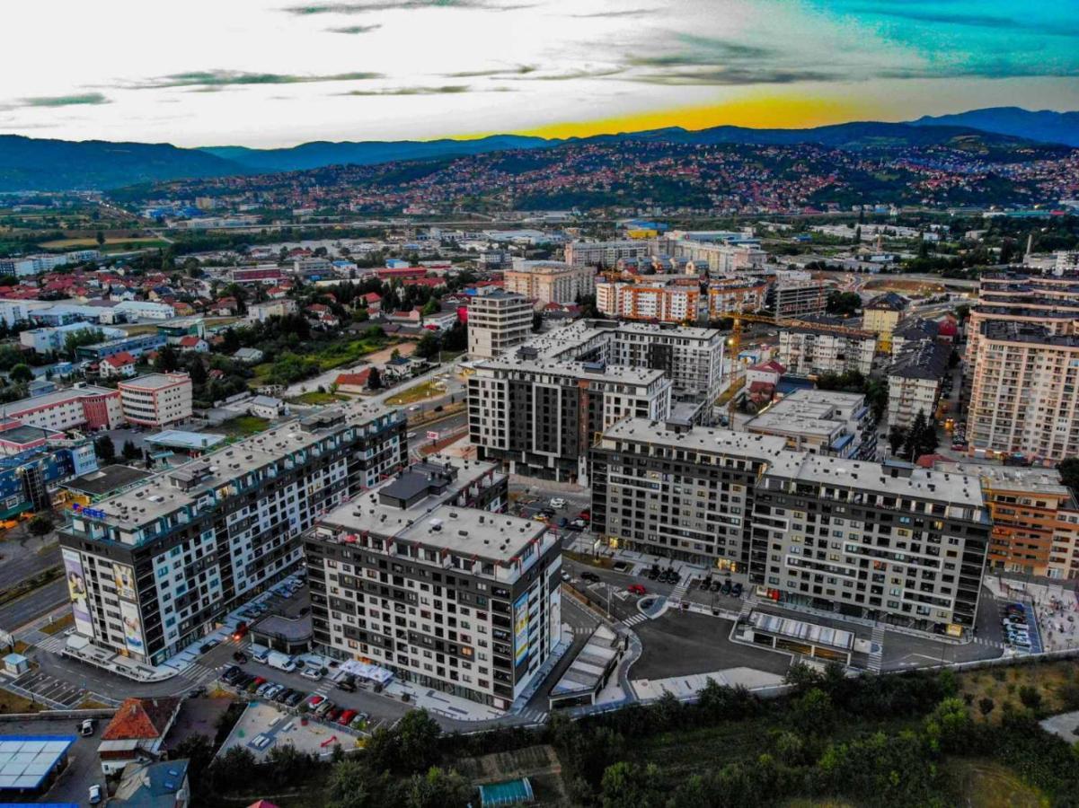 Delux Apartmani Bulevar 塞拉耶佛 外观 照片