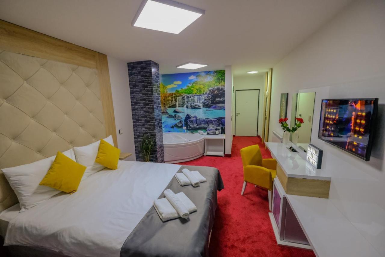 Delux Apartmani Bulevar 塞拉耶佛 外观 照片