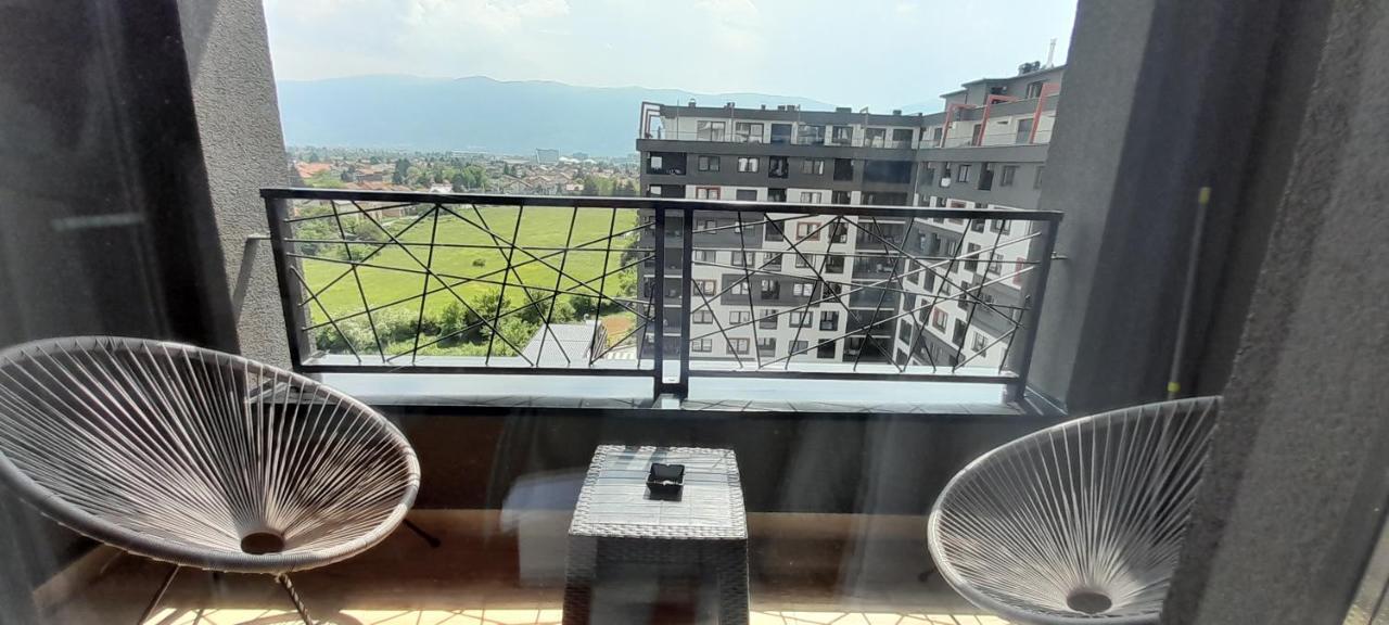 Delux Apartmani Bulevar 塞拉耶佛 外观 照片